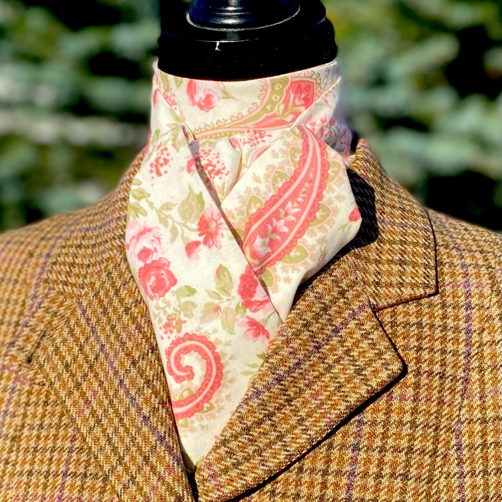 Equestrian Stock Tie Shaped